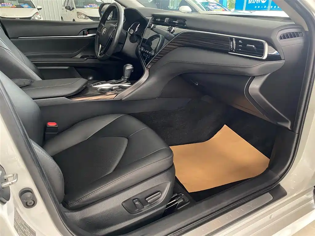 Toyota Camry 2019 2.0G Luxury (China V) фото 10