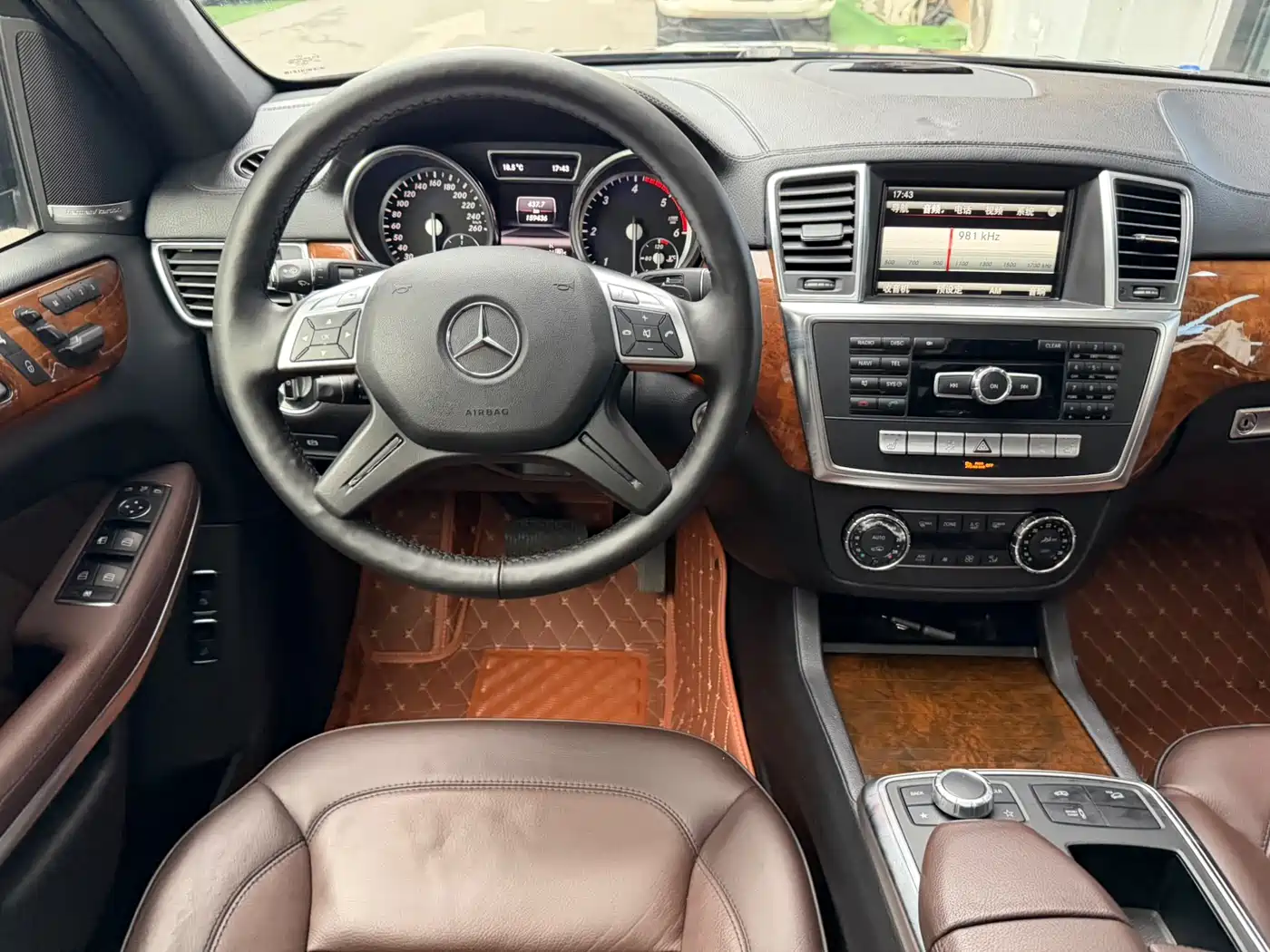 Mercedes-Benz GL-Class 2014 GL 350 CDI 4MATIC фото 8