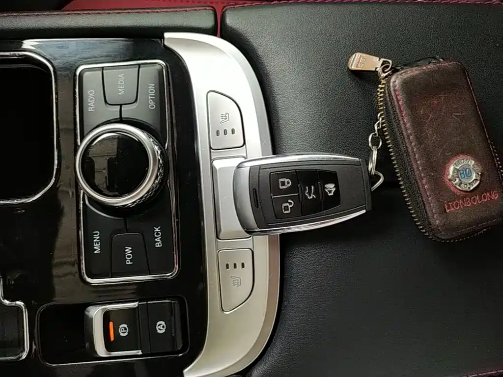 BAIC ORV Beijing Offroad BJ40 2018 PLUS 2.3T Automatic AWD Flagship China V фото 9