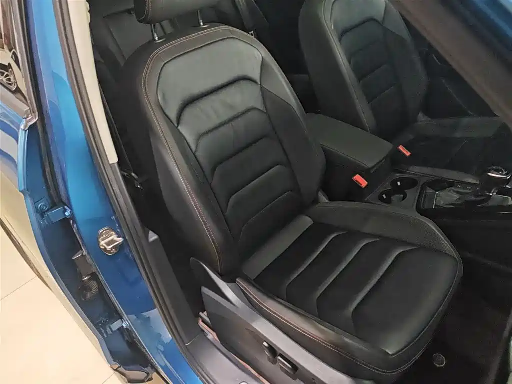 Volkswagen Tayron 2019 330TSI 2WD Luxury China VI фото 21