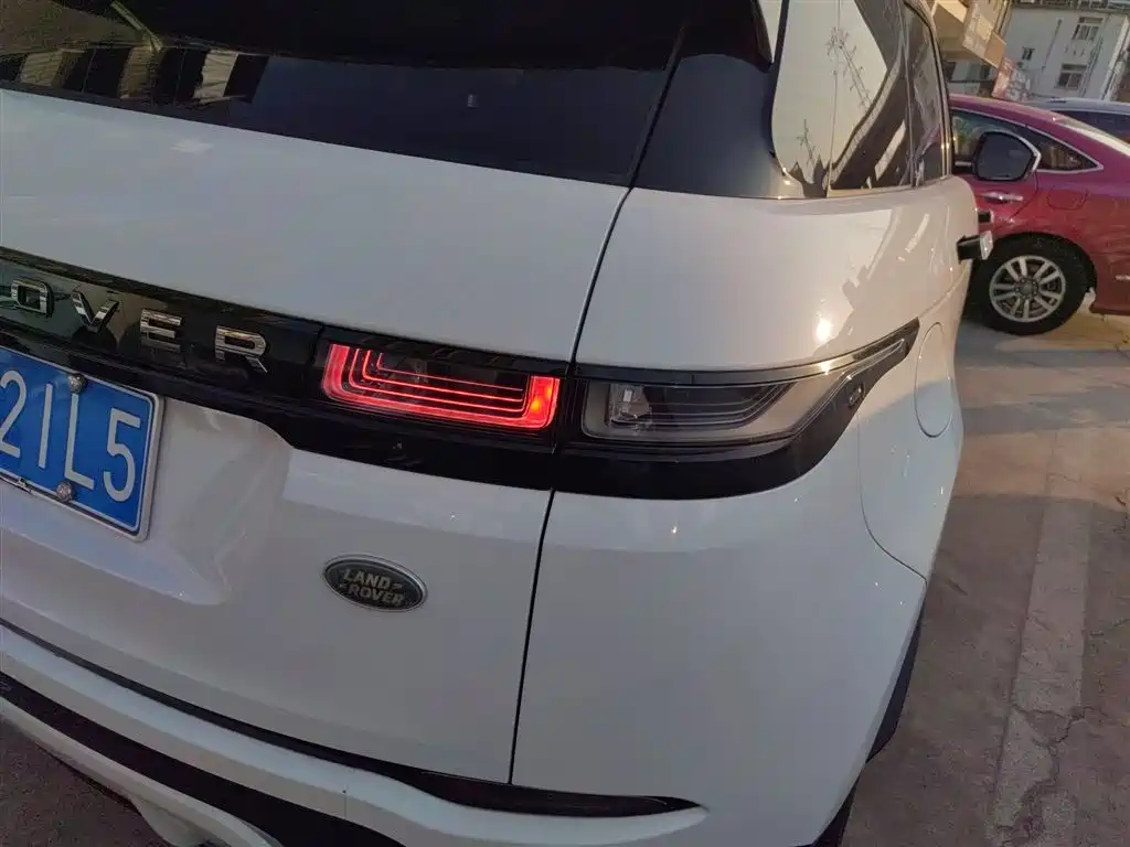 Land Rover Range Rover Evoque 2021 Range Rover Evoque L 249PS R-Dynamic S Performance Edition фото 24