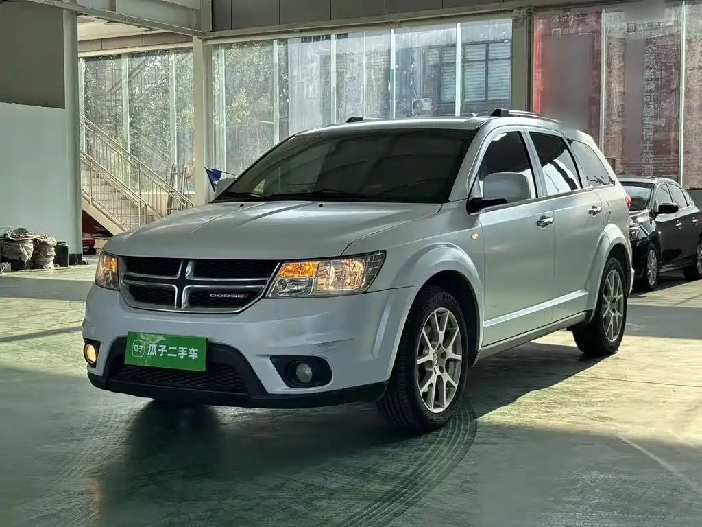 Dodge Journey 2014 2013 Model 2.4L 2WD Premium Edition
