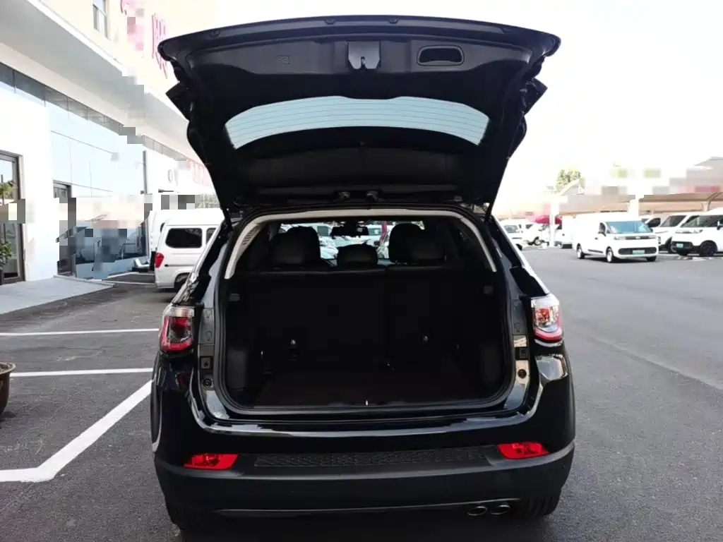 Jeep Compass 2020 2020 220T Automatic Leading Edition