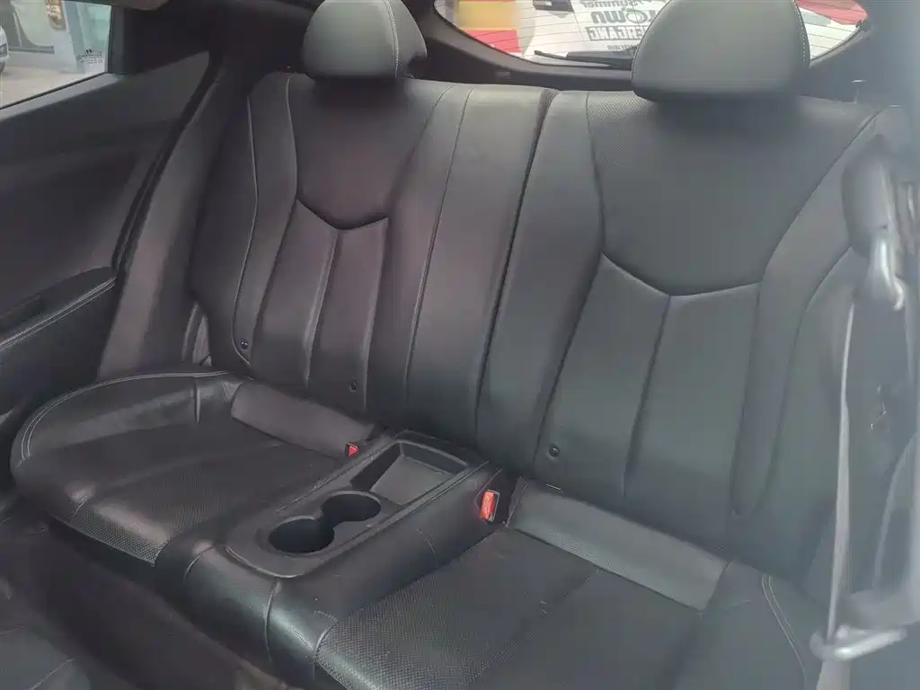Hyundai Veloster 2012 1.6T Automatic Luxury фото 14