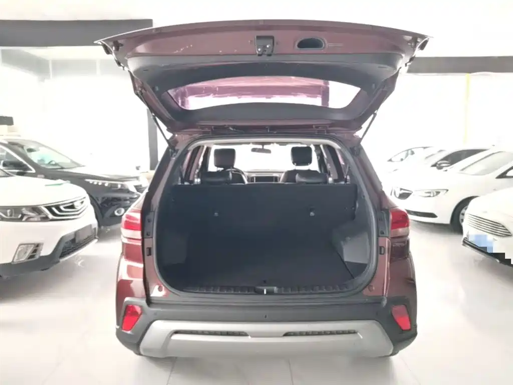 Hyundai Beijing Hyundai ix35 2018 2.0L Automatic 2WD Zhiyong·Enjoyment Edition фото 19