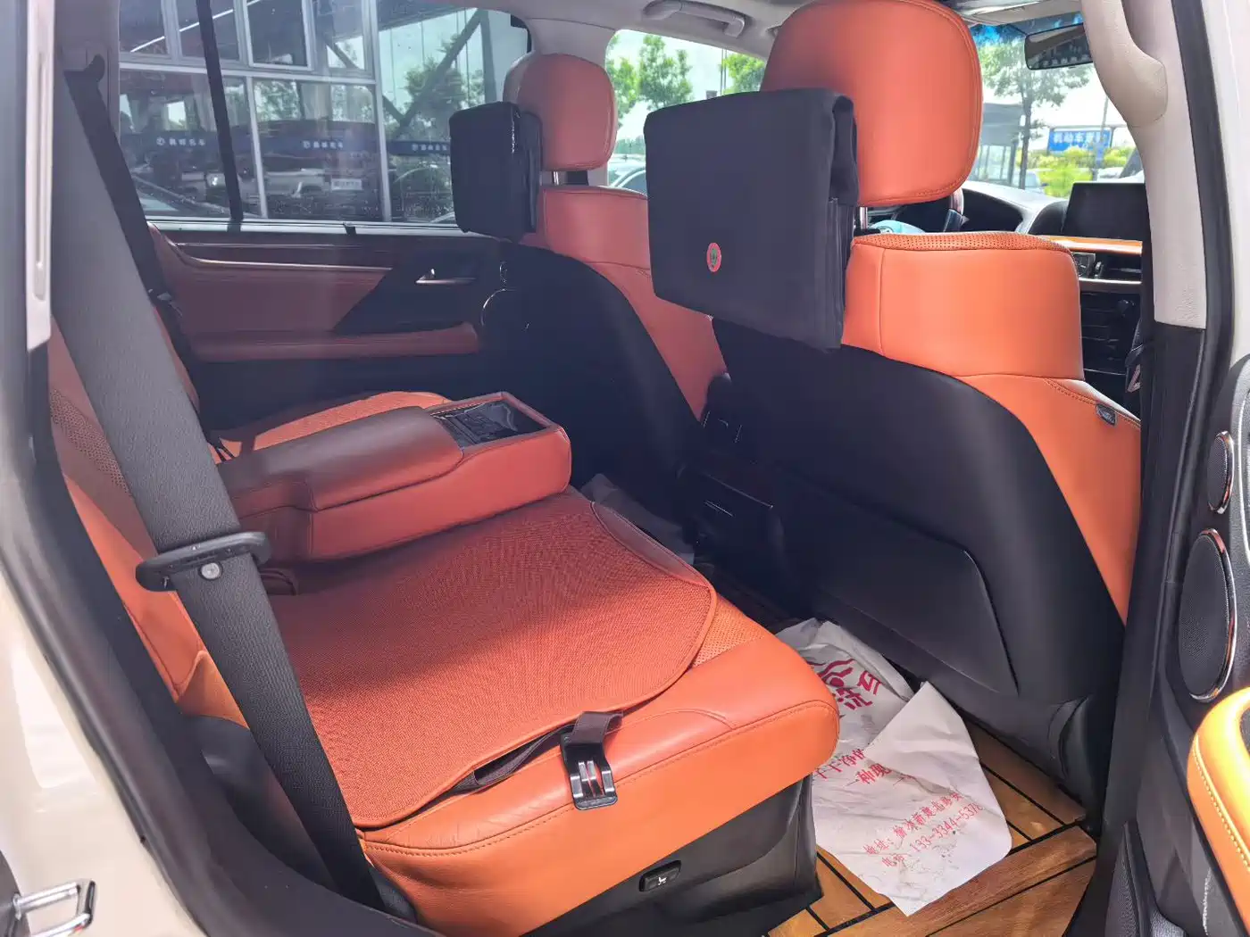 Lexus LX 2017 570 Dynamic Luxury фото 4