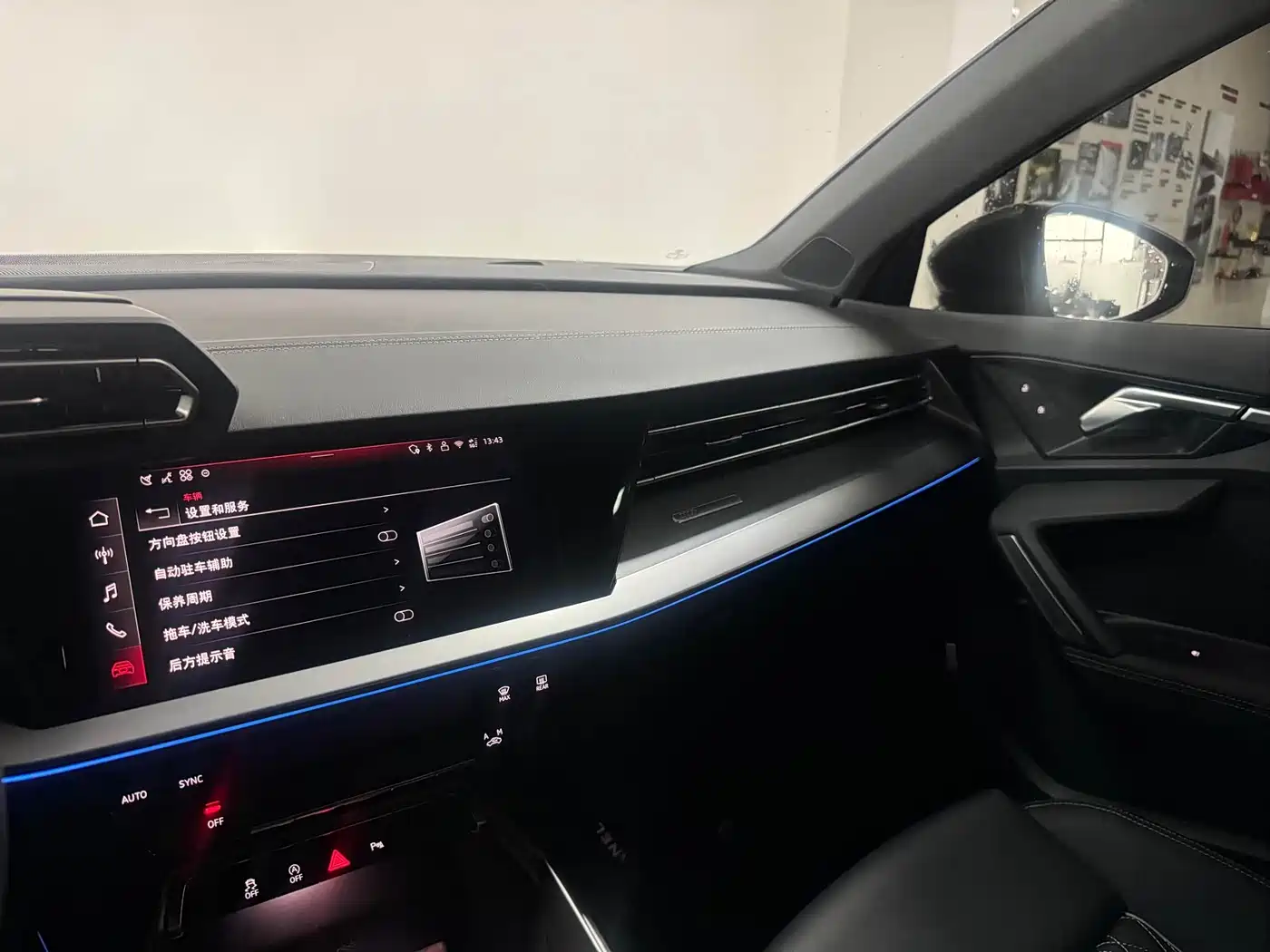 Audi A3 2025 Sportback 35TFSI Flying Premium фото 10
