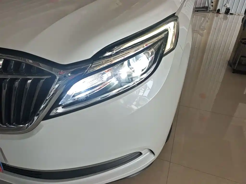 Buick GL8 2017 ES 28T Comfort Type China V фото 24
