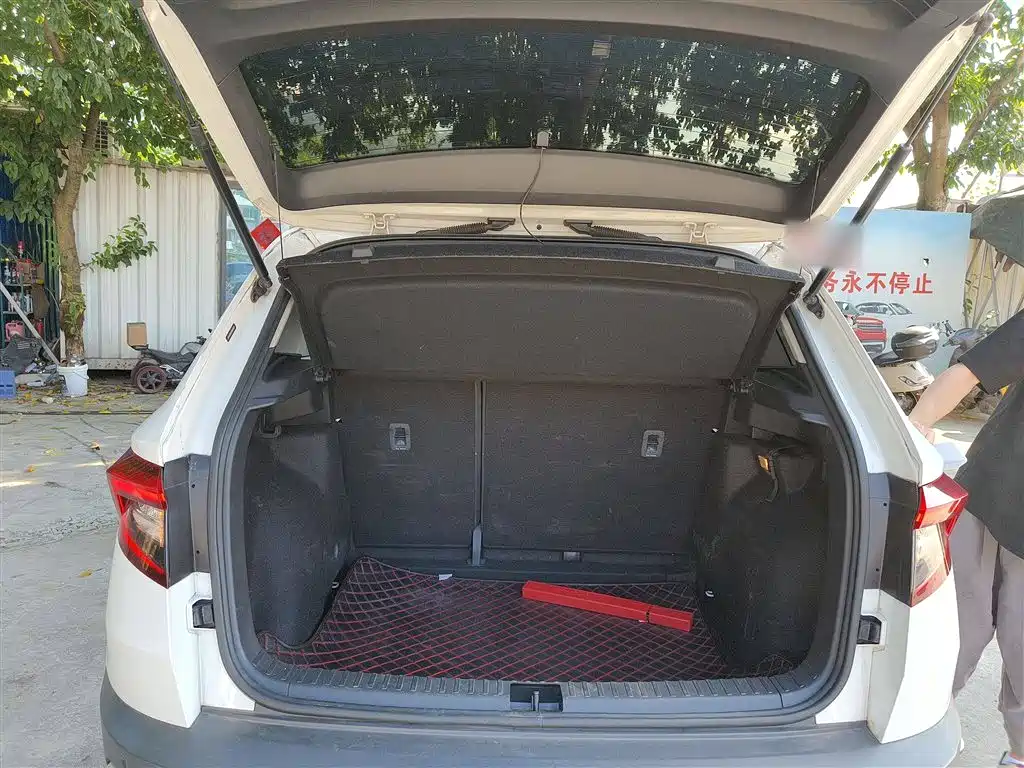 Škoda Karoq 2019 TSI280 Smart Drive Luxury Edition China V фото 19