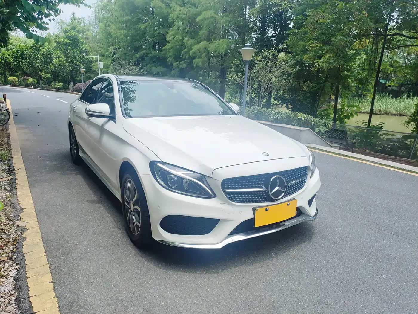 Mercedes-Benz C-Class 2015 Facelift C 200 L Sport фото 2