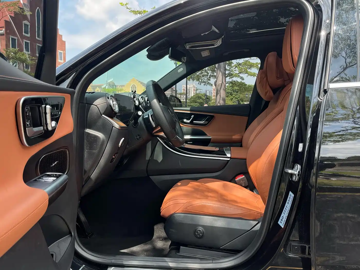 Mercedes-Benz GLC 2023 GLC 300 L 4MATIC Dynamic 7-Seater фото 12