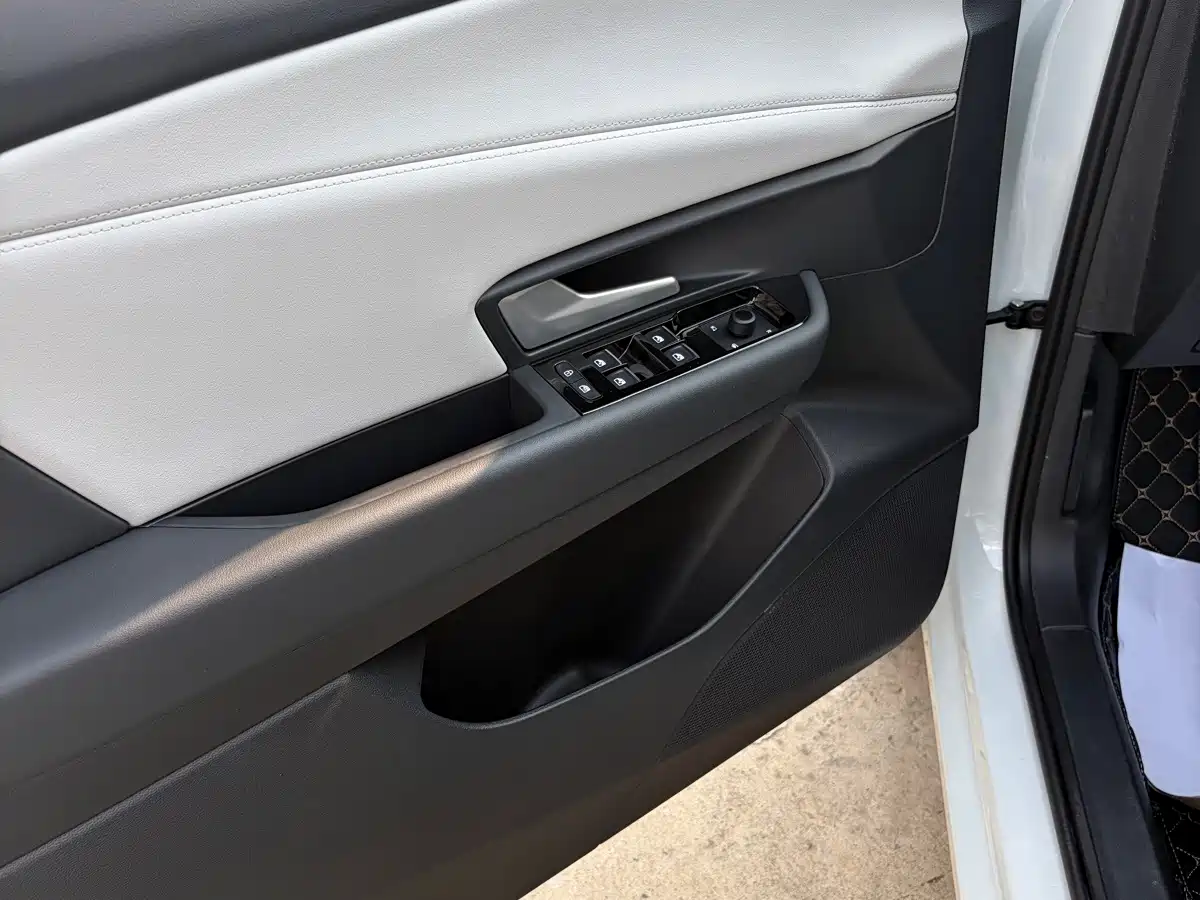 Jetta VS8 2025 2025 Smart Drive Edition