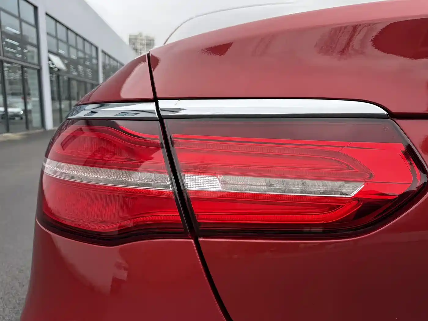 Mercedes-Benz GLC Coupe 2017 GLC 260 4MATIC Coupe SUV фото 14