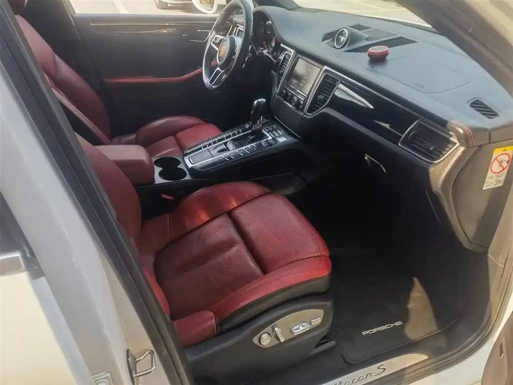 Porsche Macan 2014 Macan S 3.0T фото 9