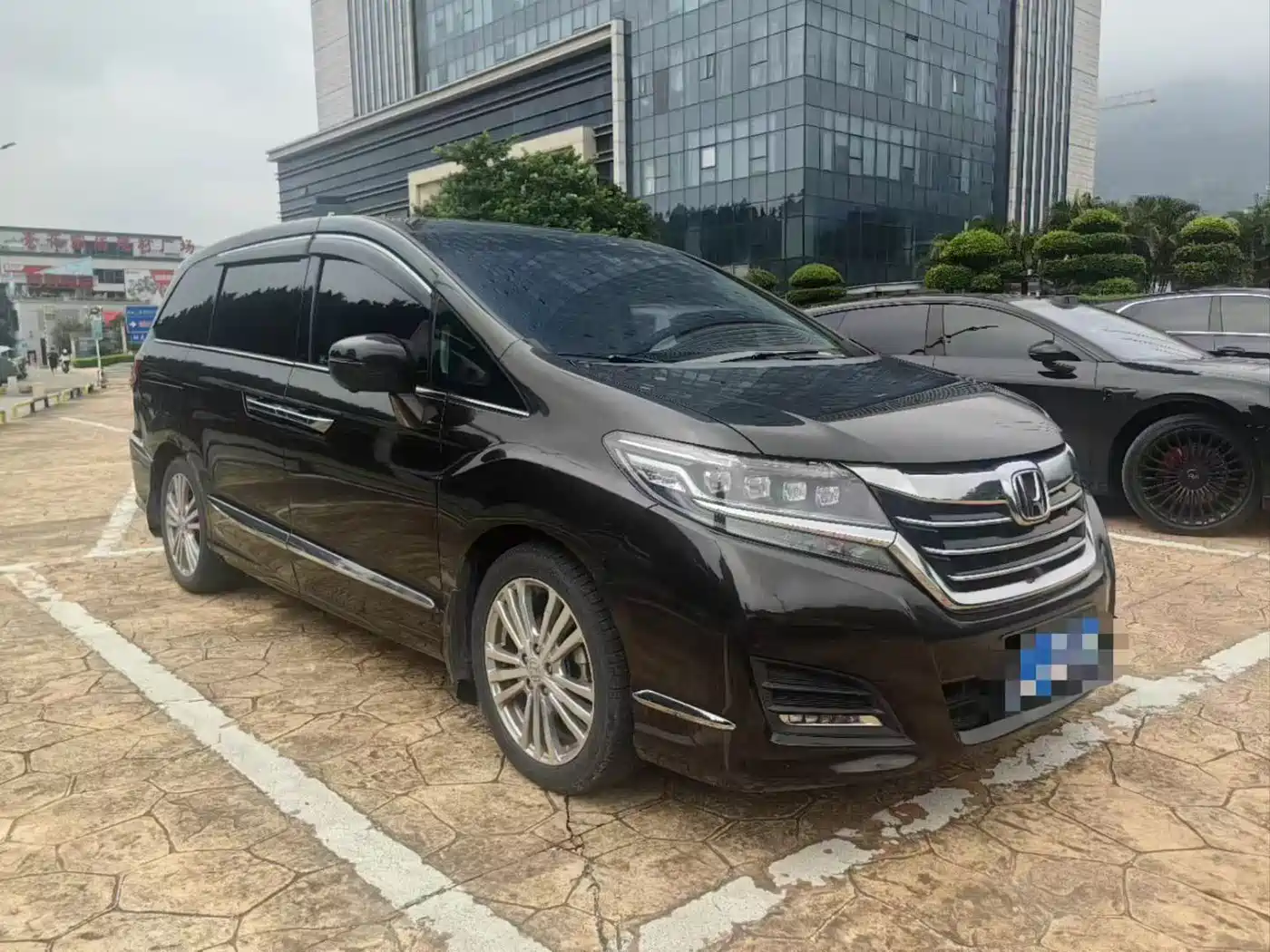 Honda Elysion 2016 2016 2.4L Luxury Edition