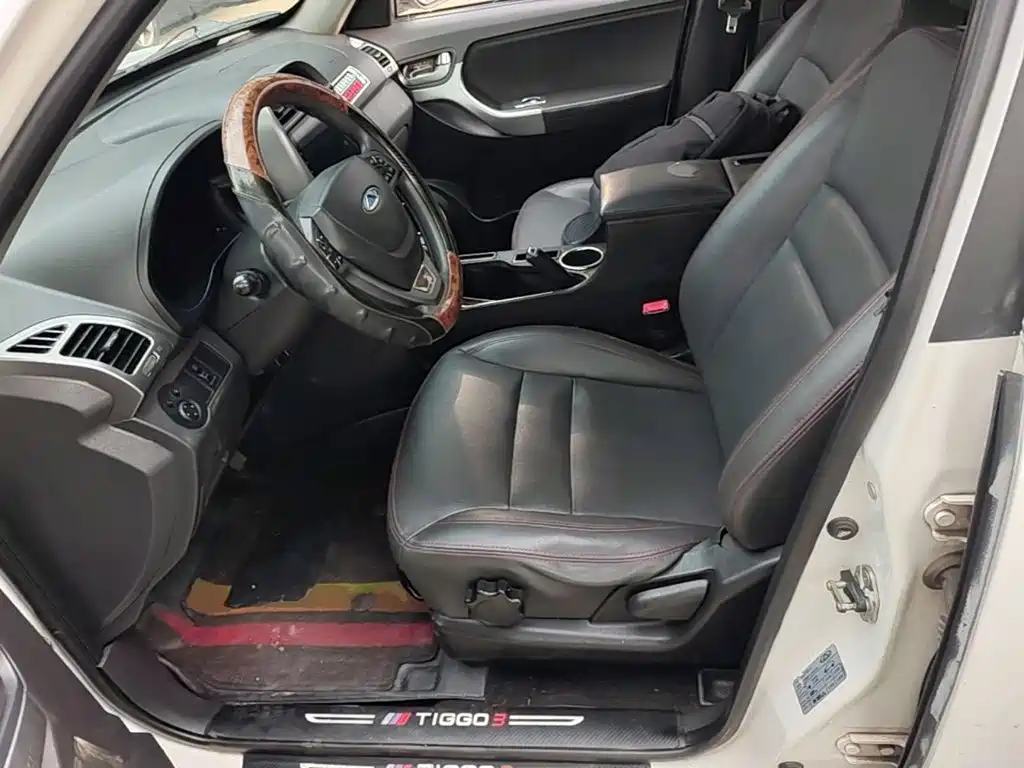 Chery Tiggo 3 2015 2015 1.6L CVT Smart Sport