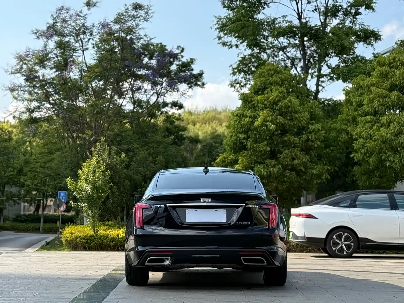 CADILLAC CT5