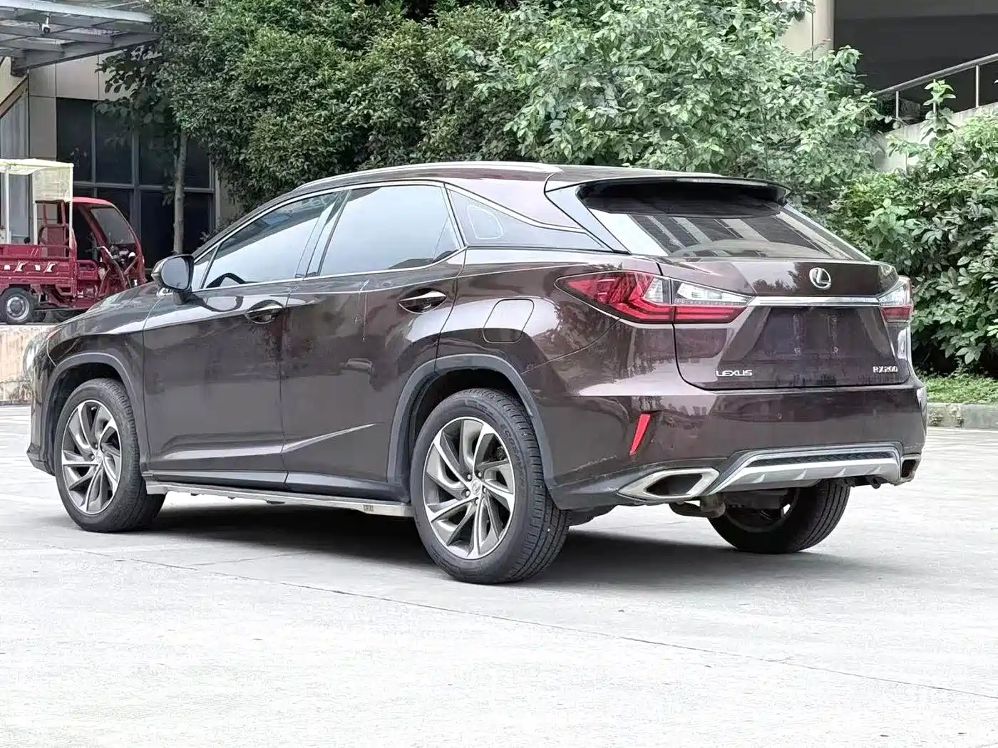 Фото 6 - Lexus RX