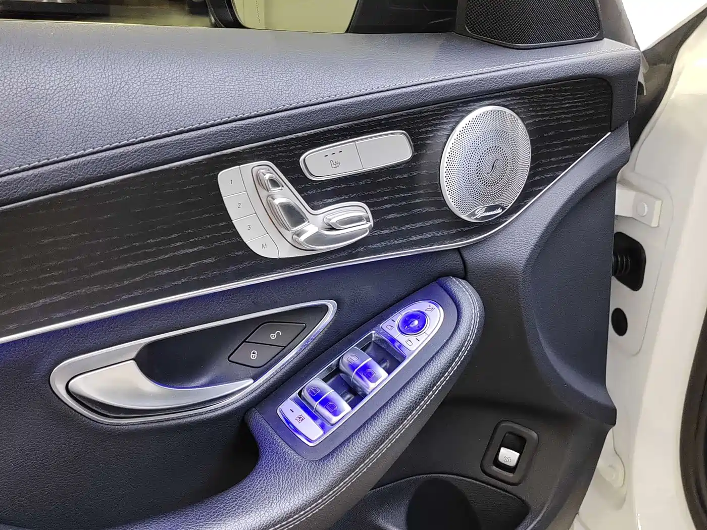 Mercedes-Benz C-Class 2021 C 260 L Sport Starry Exclusive Edition фото 12