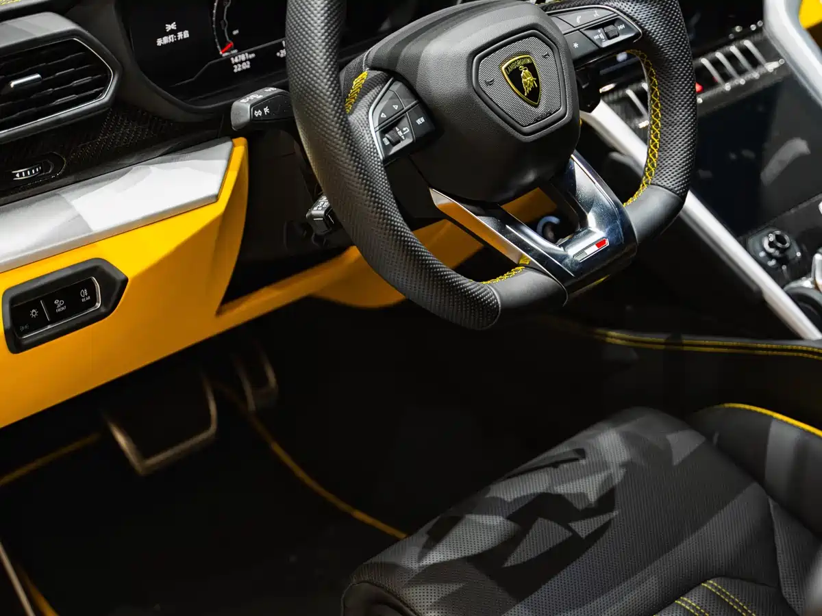 Lamborghini Urus 2023 4.0T V8 S фото 22