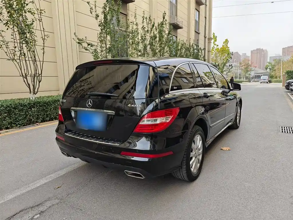 Mercedes-Benz R-Class 2017 R 320 4MATIC Business Collector's Edition фото 28