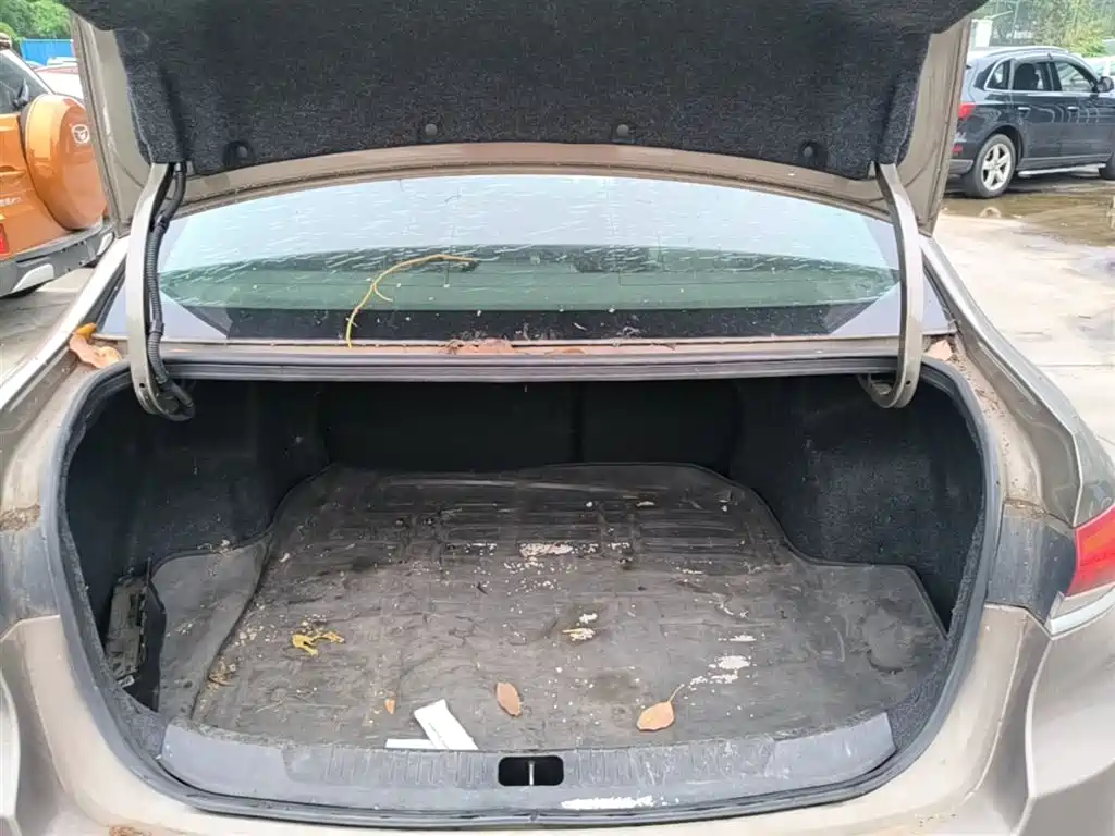 Buick Excelle 2019 18T Auto Connected Elite China VI фото 19