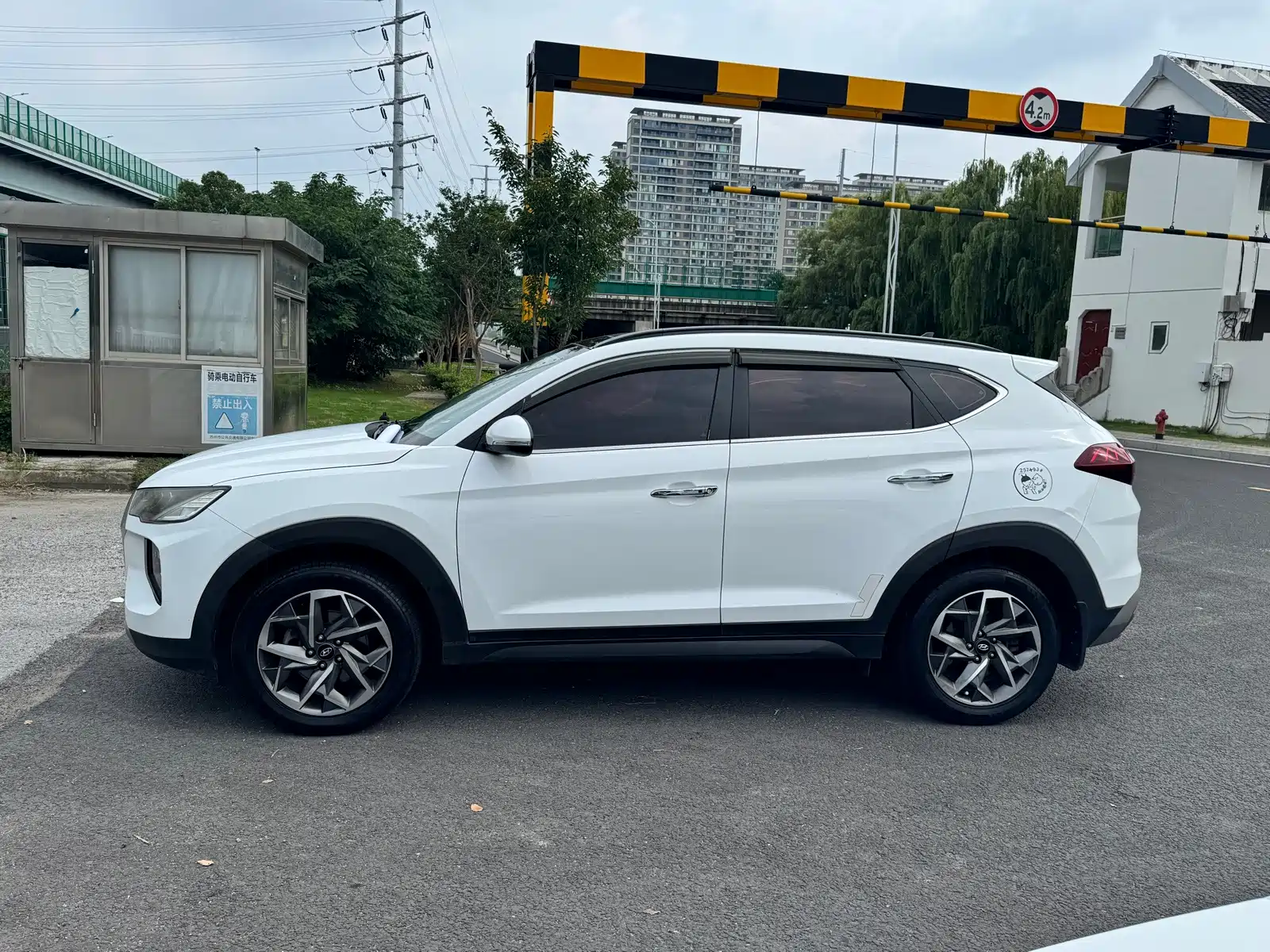 صورة 14 - Hyundai Tucson