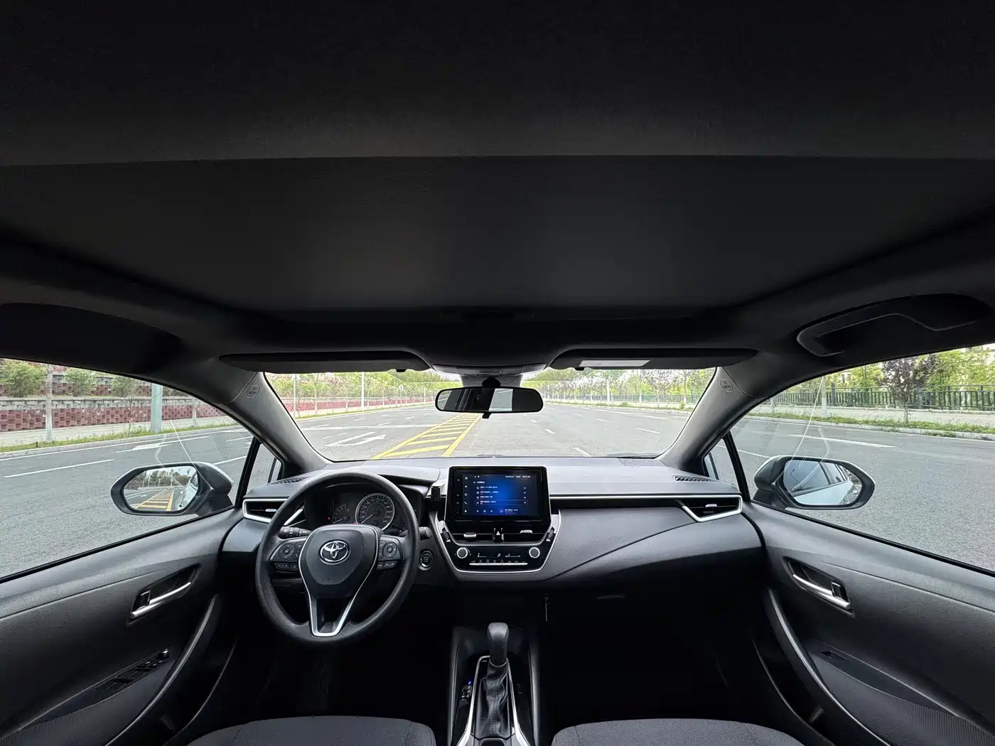 Toyota Levin 2023 185T CVT Luxury фото 19