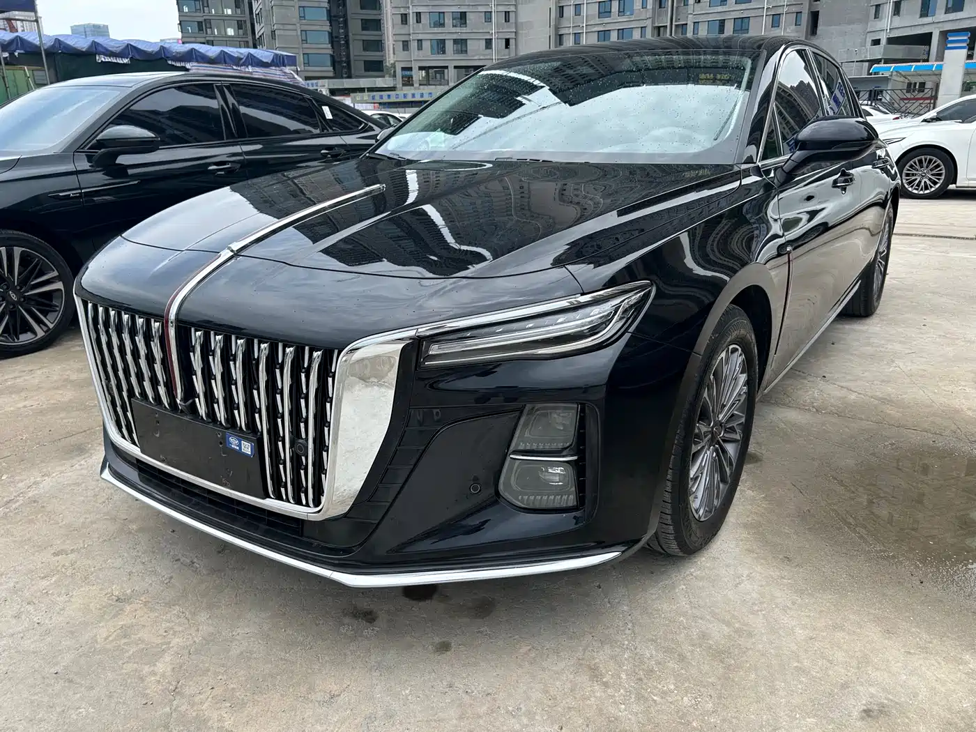 Hongqi H5 2023 2.0T Auto Smart Connect Flag Comfort