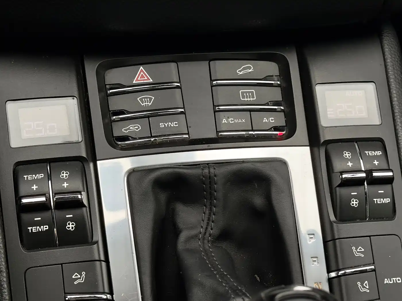 Porsche Macan 2018 Macan 2.0T фото 14