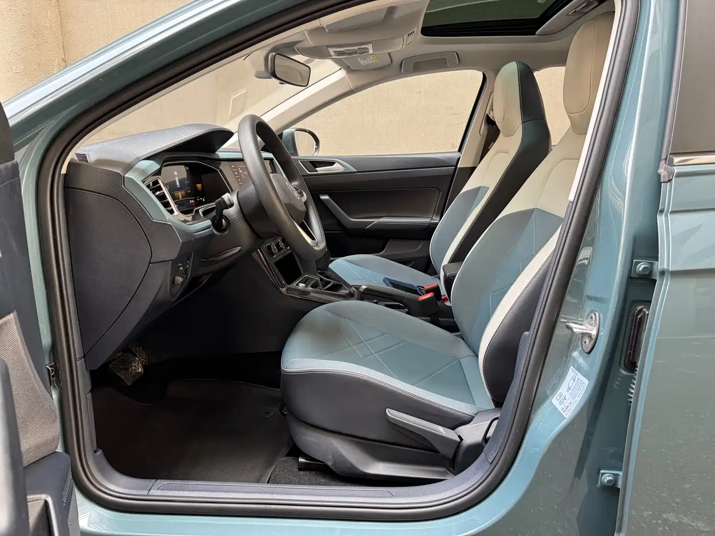Volkswagen Lavida 2023 New Trend 1.5L Auto Aspiration Edition фото 6