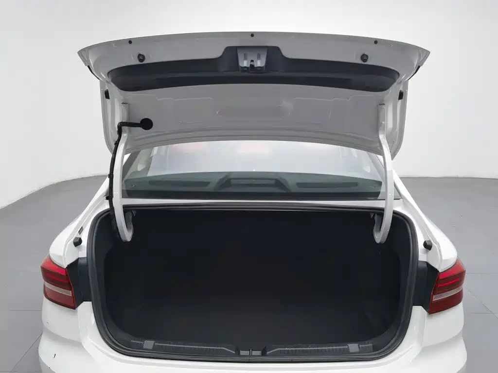 Volkswagen Lavida, миниатюра 16