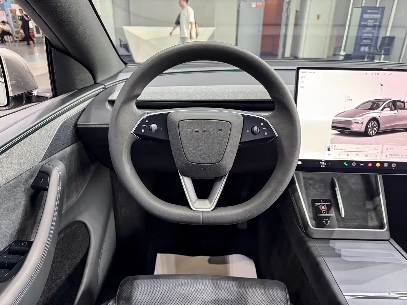 Tesla Model Y L 2026 2025 Facelift Long Range AWD