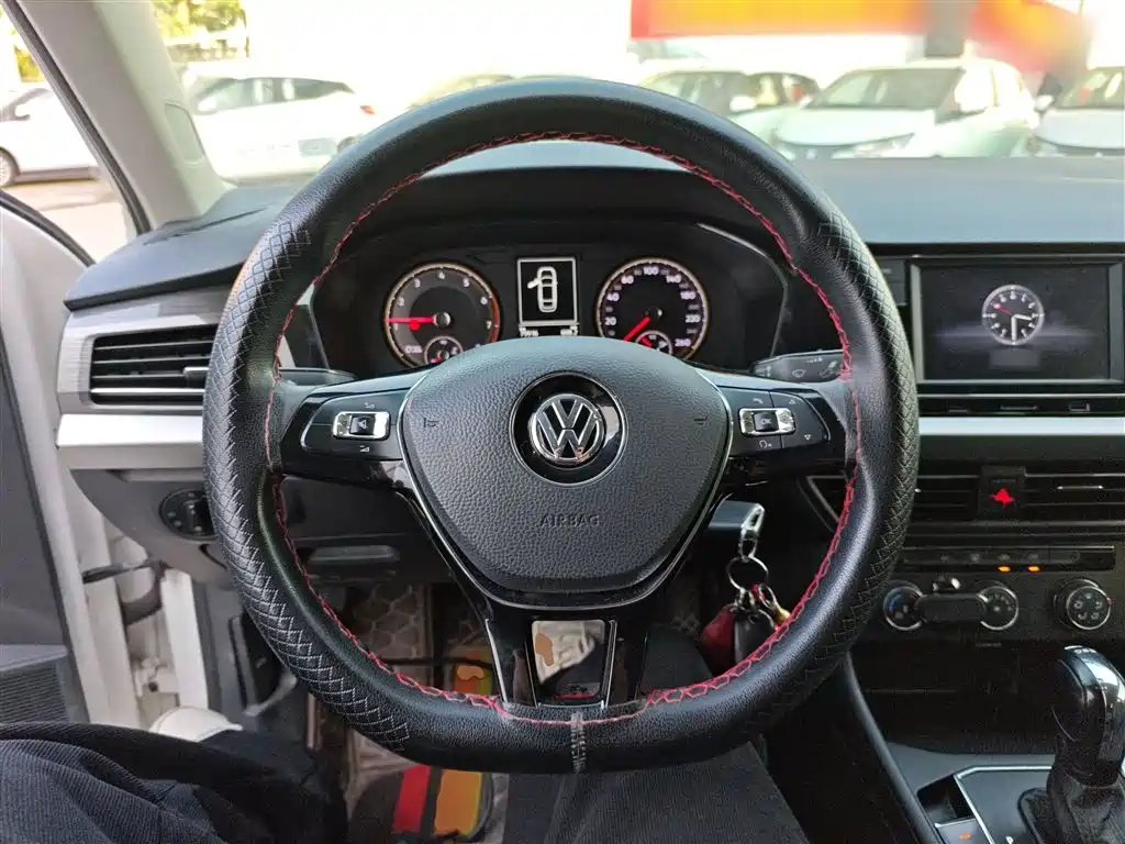 Volkswagen Lavida 2019 280TSI DSG Comfort Edition China VI фото 3