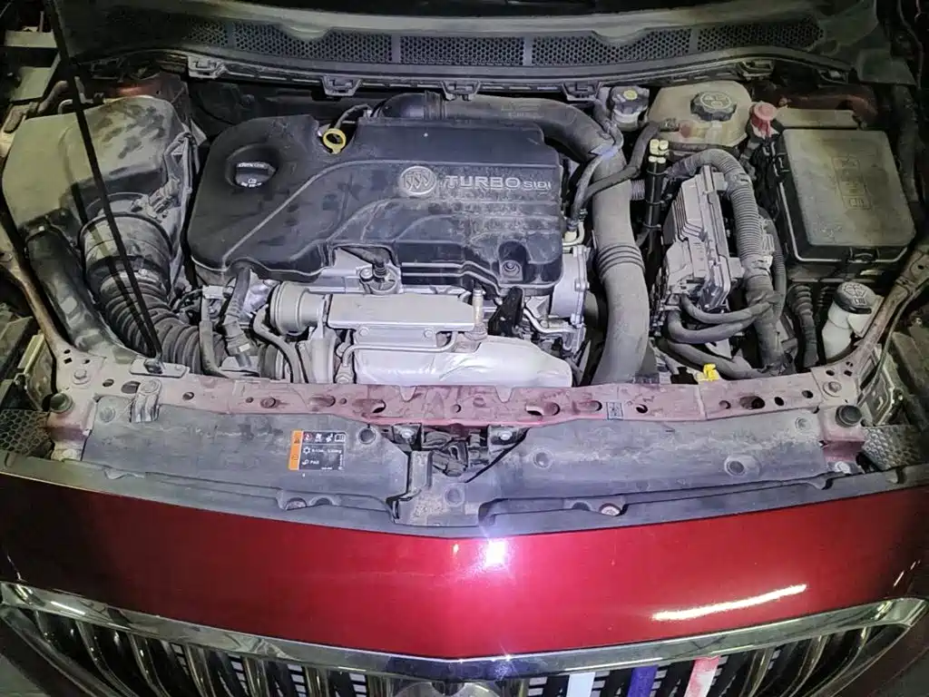 Photo 3 - Buick Verano