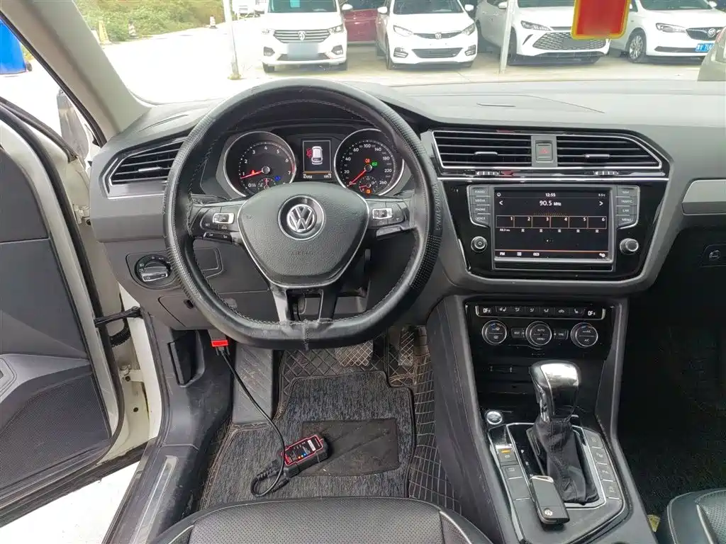Volkswagen Tiguan L 2018 330TSI Automatic 2WD Flagship Edition фото 3