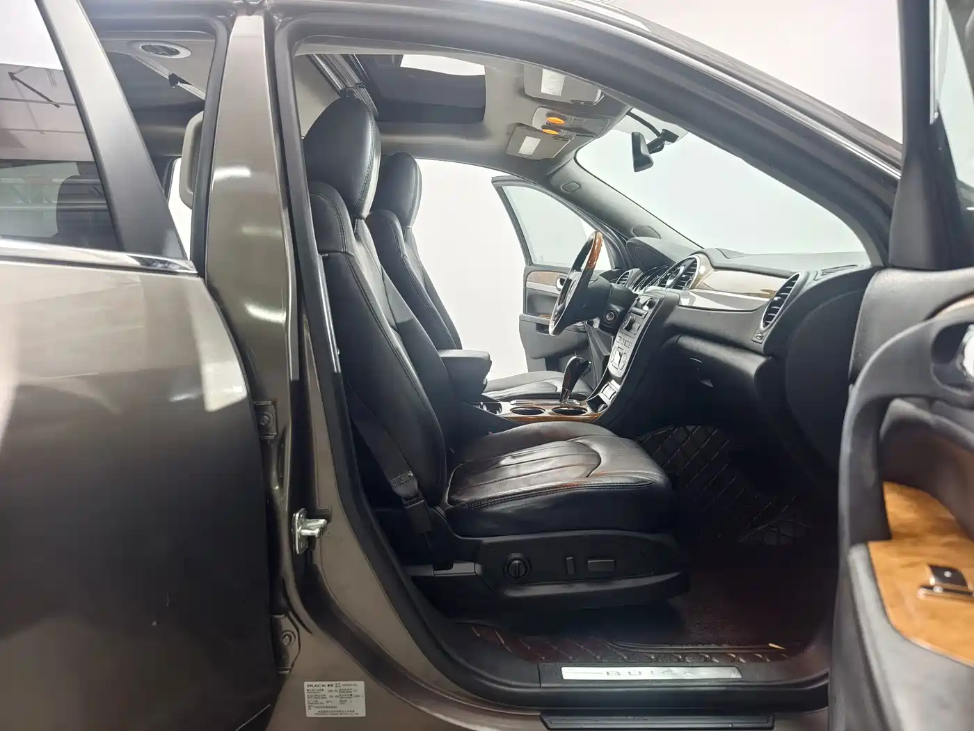 Buick Enclave 2011 2010 3.6L Elite Edition