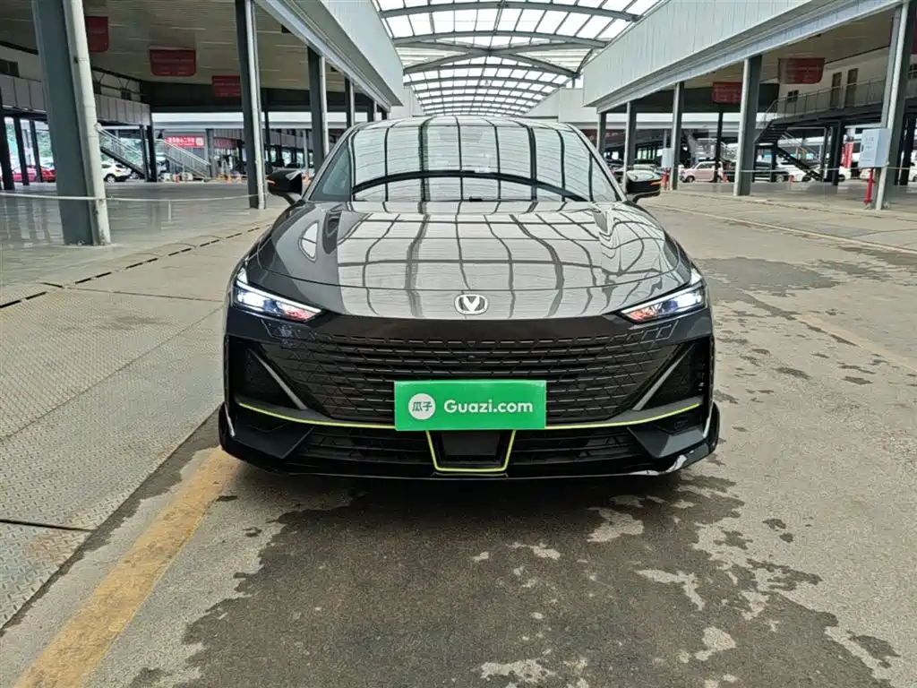 CHANGAN UNI-V
