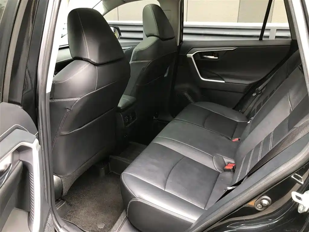 Toyota RAV4 Rongfang 2022 2.0L CVT 2WD Trend Plus Edition фото 9