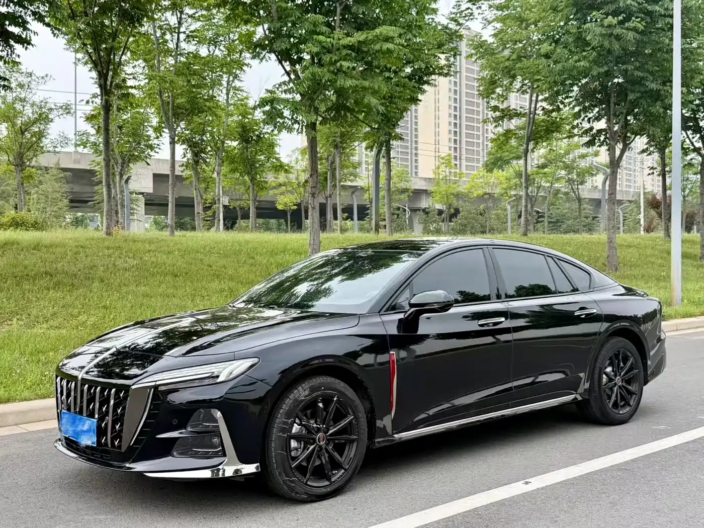 Hongqi H6 2024 Model 2.0T Fashion Edition