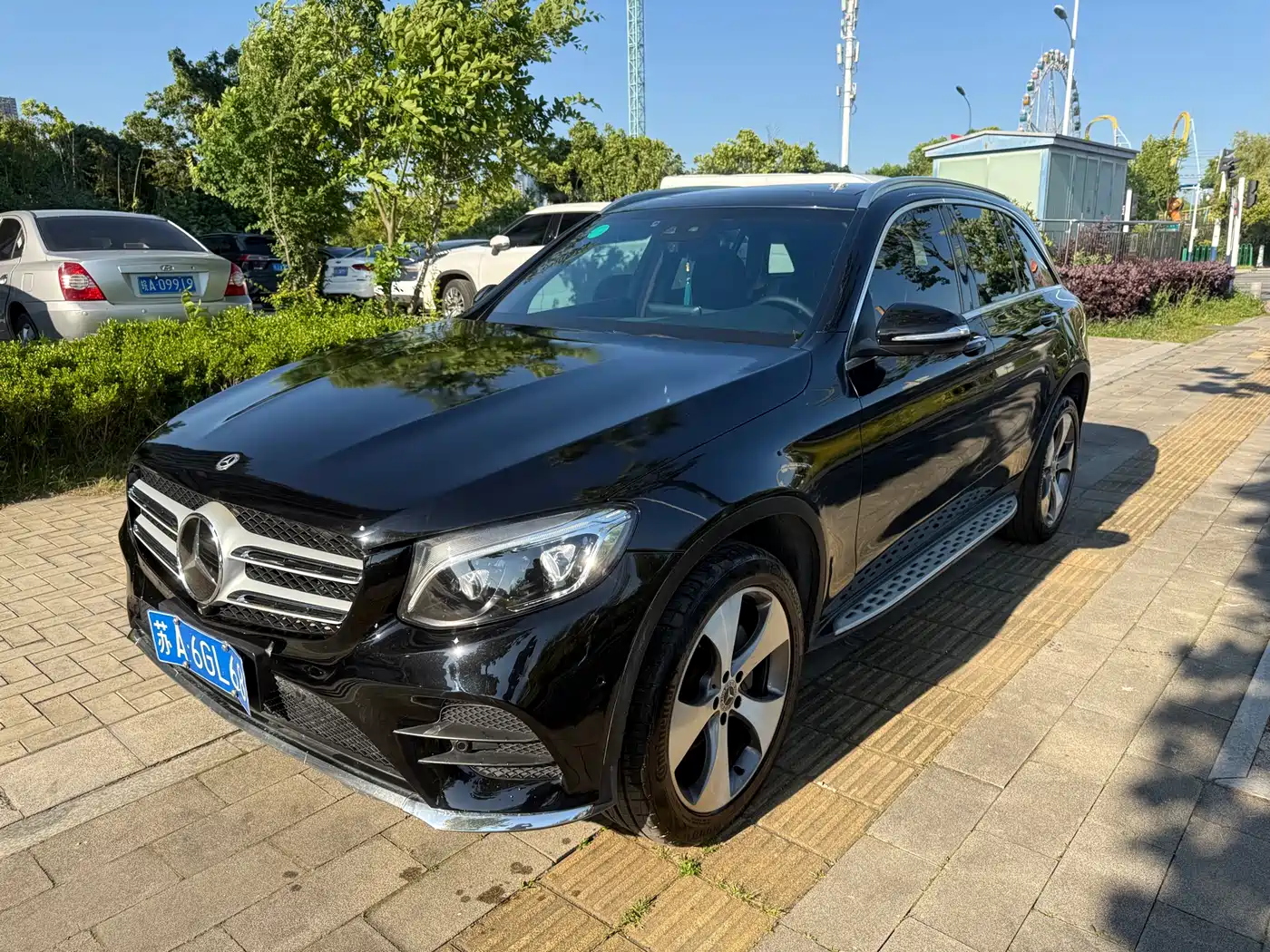 Mercedes-Benz GLC 2017 GLC 300 4MATIC Luxury