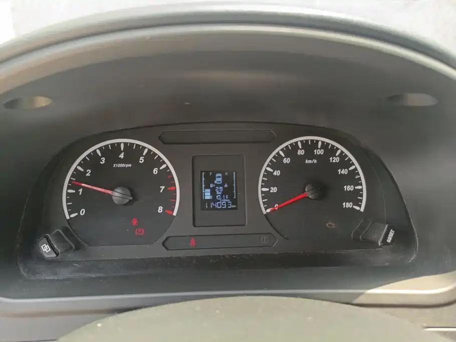 Фото 14 - Dongfeng Fengxing Lingzhi PLUS
