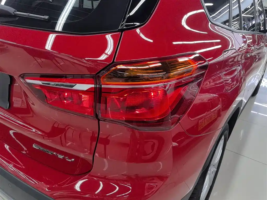 BMW X1 2019 sDrive18Li Fashion Model фото 24