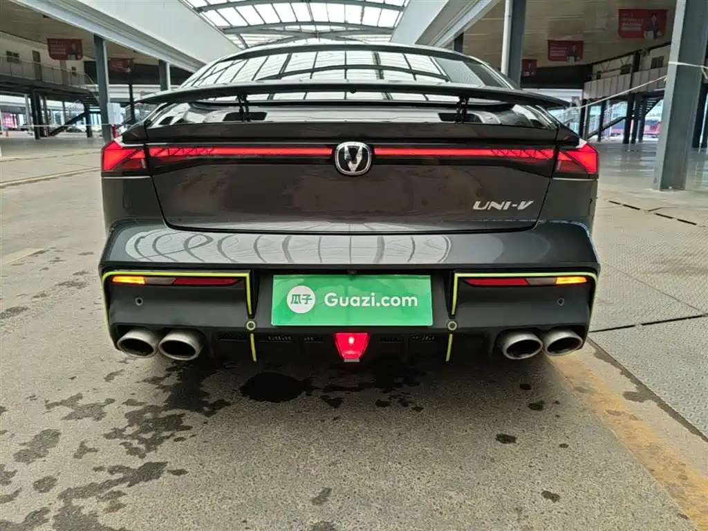 CHANGAN UNI-V