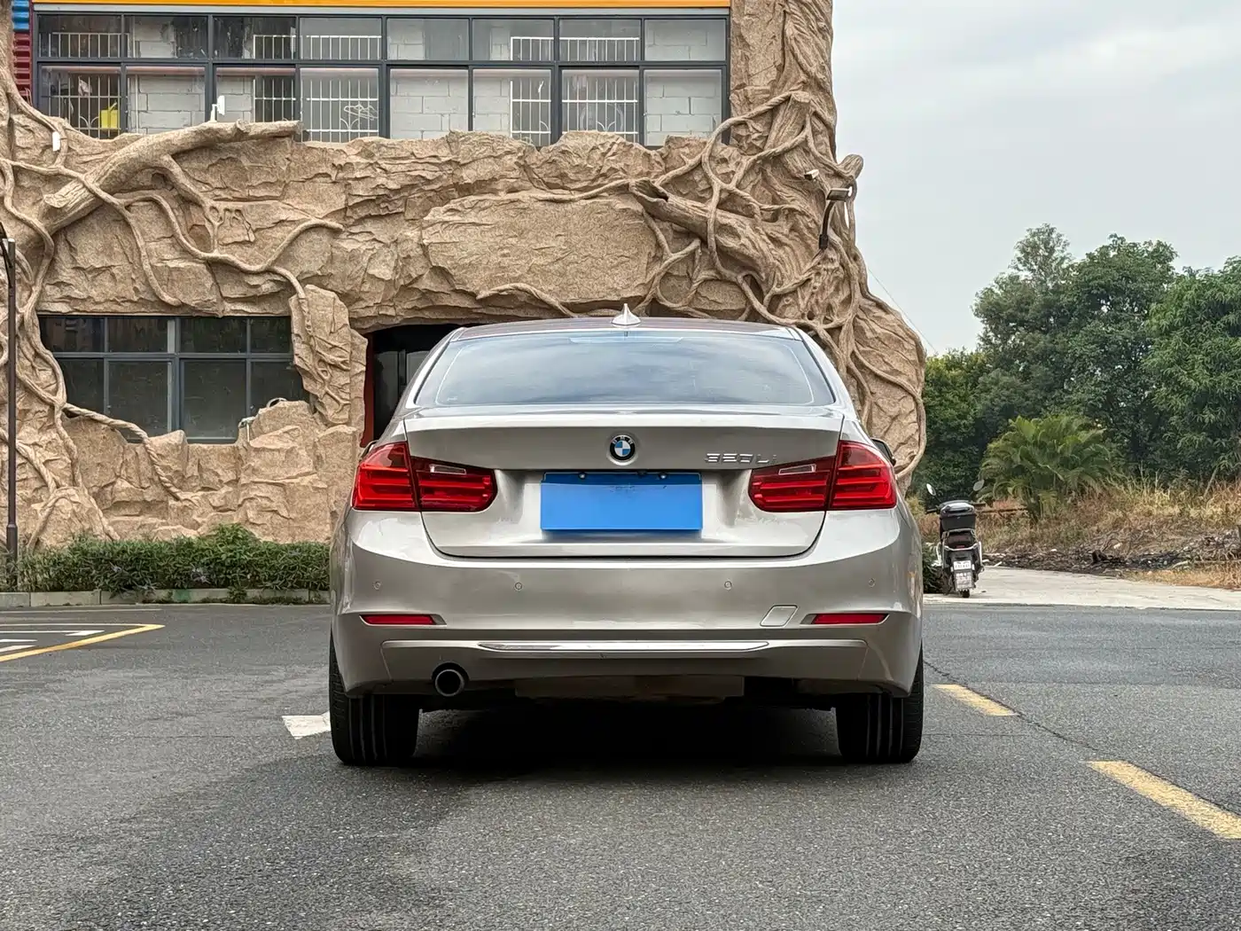 Фото 4 - BMW 3 Series
