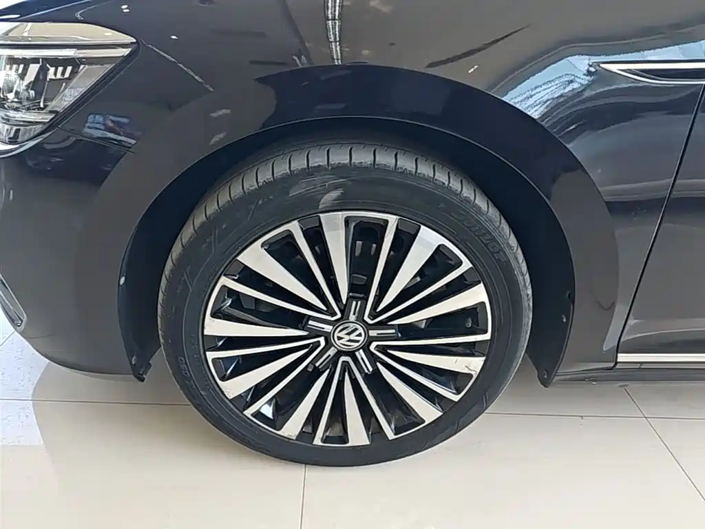 Volkswagen Passat 2019 330TSI Noble Edition China VI фото 23