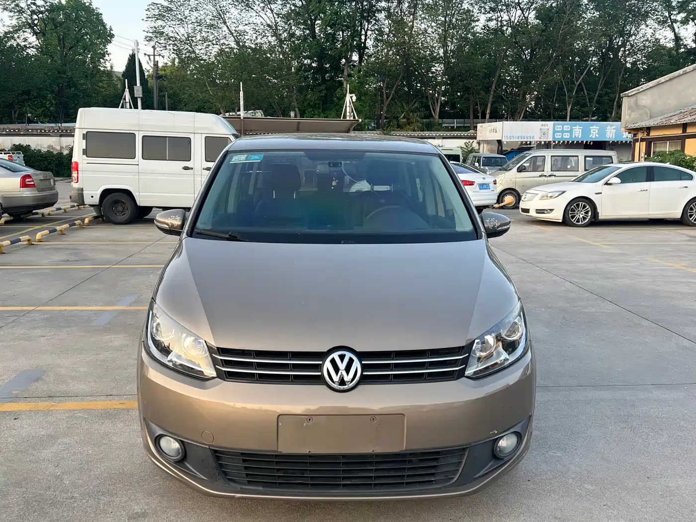 Volkswagen Touran 2015 1.4T Manual Trend Edition 5-seater фото 2