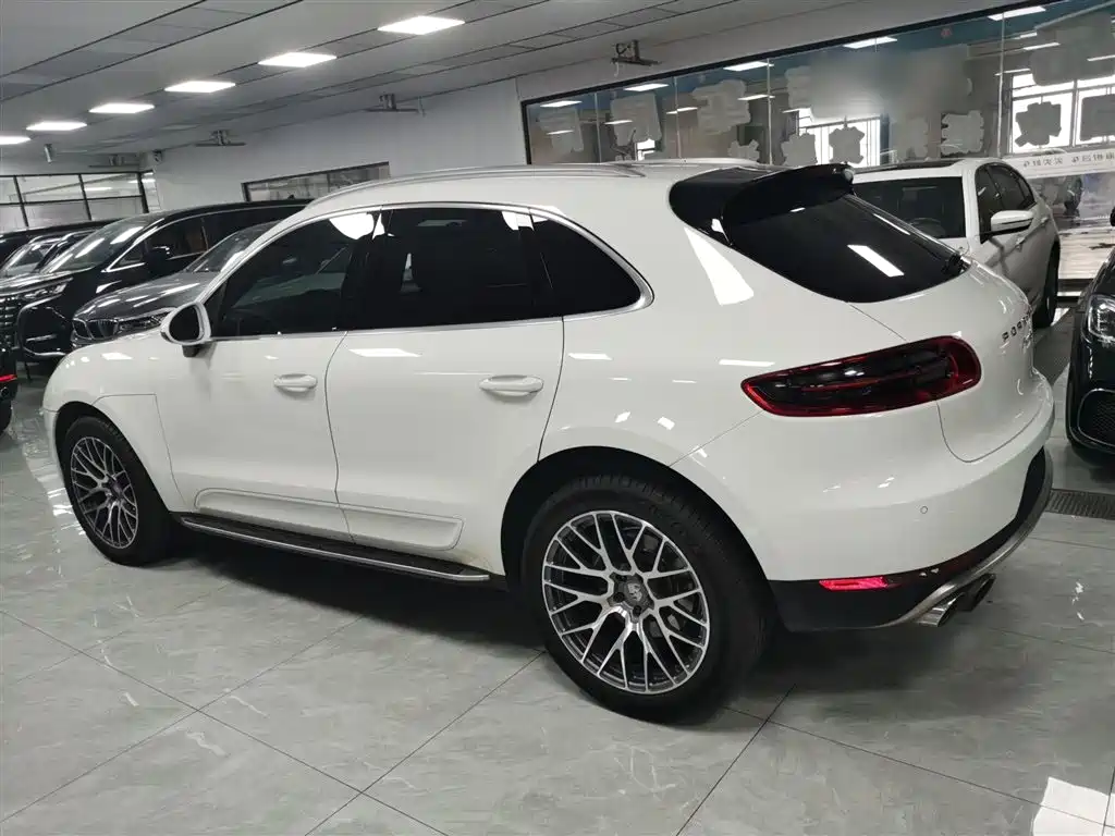 Porsche Macan 2017 Macan 2.0T фото 4