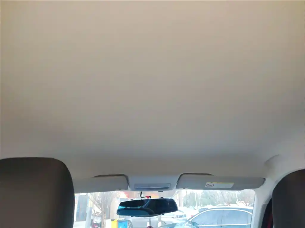 Škoda Fabia 2017 1.4L Auto Car Enjoy Edition фото 15