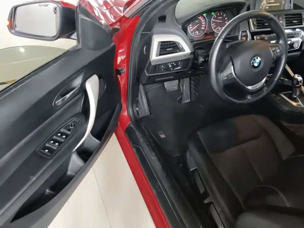 BMW 2 Series (Import) 2016 2015 218i Convertible Coupe